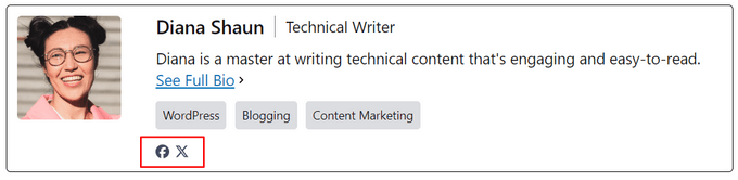 Example of Facebook and Twitter links in AIOSEO author bio Example of Facebook and Twitter links in AIOSEO author bio