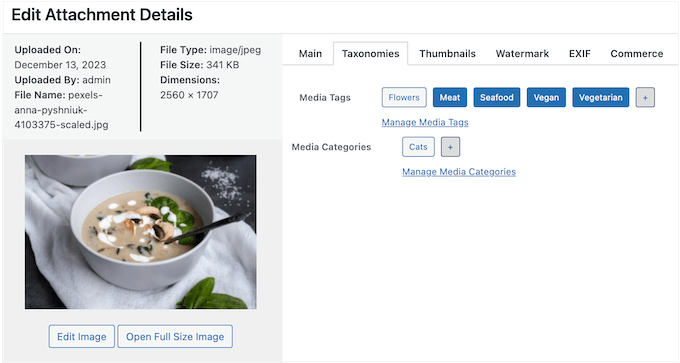 Lägg till taggar till bilder i ett WordPress-galleri