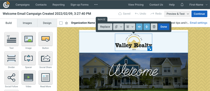 Edycja układu biuletynu e-mail w edytorze przeciągnij i upuść