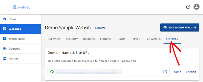 Bluehostの「ウェブサイト」メニュー内の「設定」タブを開く