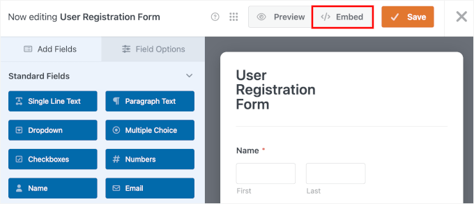 WPForms oluşturucusunun içindeki yerleştirme düğmesi